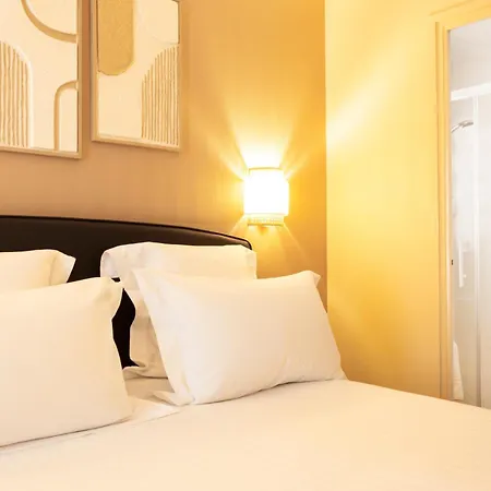 Otel Le Nautilus 2*