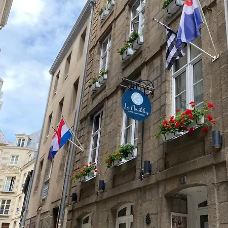 Otel Le Nautilus Saint-Malo